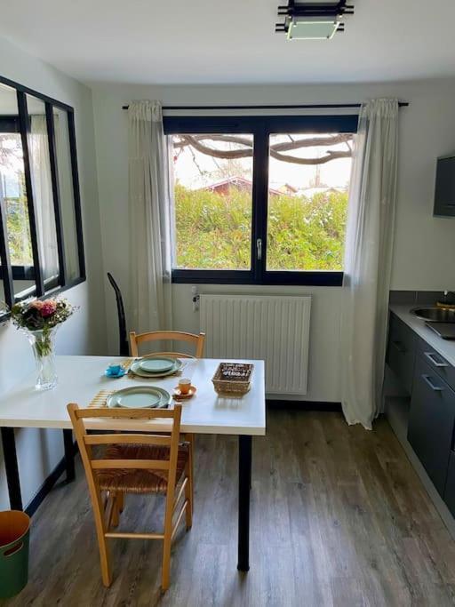 Appartement Independant 30 M² A 500M Du Lac, 2 Velos Et Parking Fournis Sevrier Exterior photo